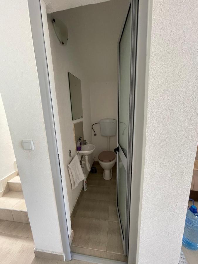 Apartman Ail 2 Ulcinj Exteriör bild