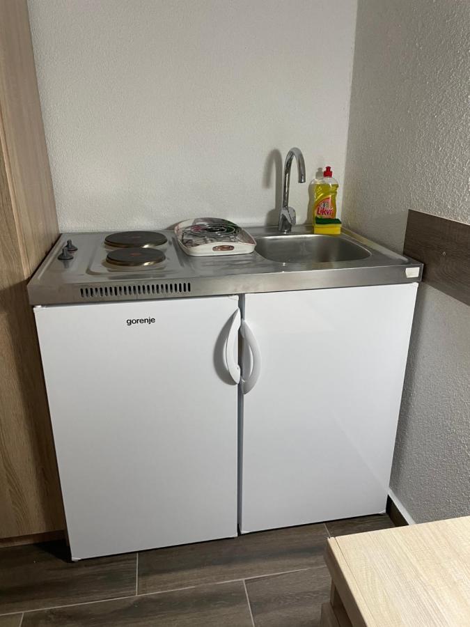 Apartman Ail 2 Ulcinj Exteriör bild